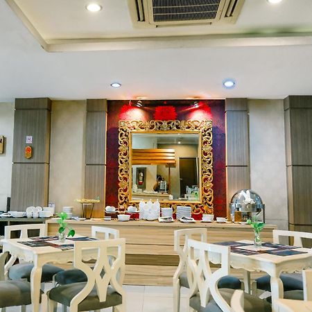 The Cube Hotel Malioboro, Azana Hotels Collection Yogyakarta Esterno foto