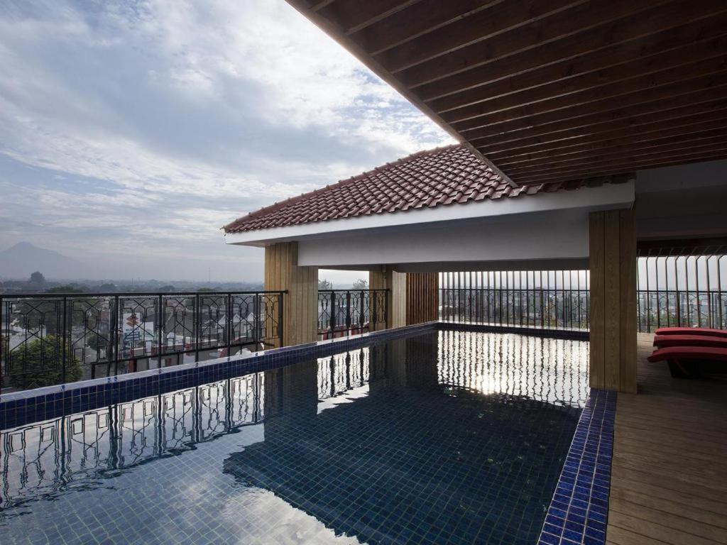 The Cube Hotel Malioboro, Azana Hotels Collection Yogyakarta Esterno foto