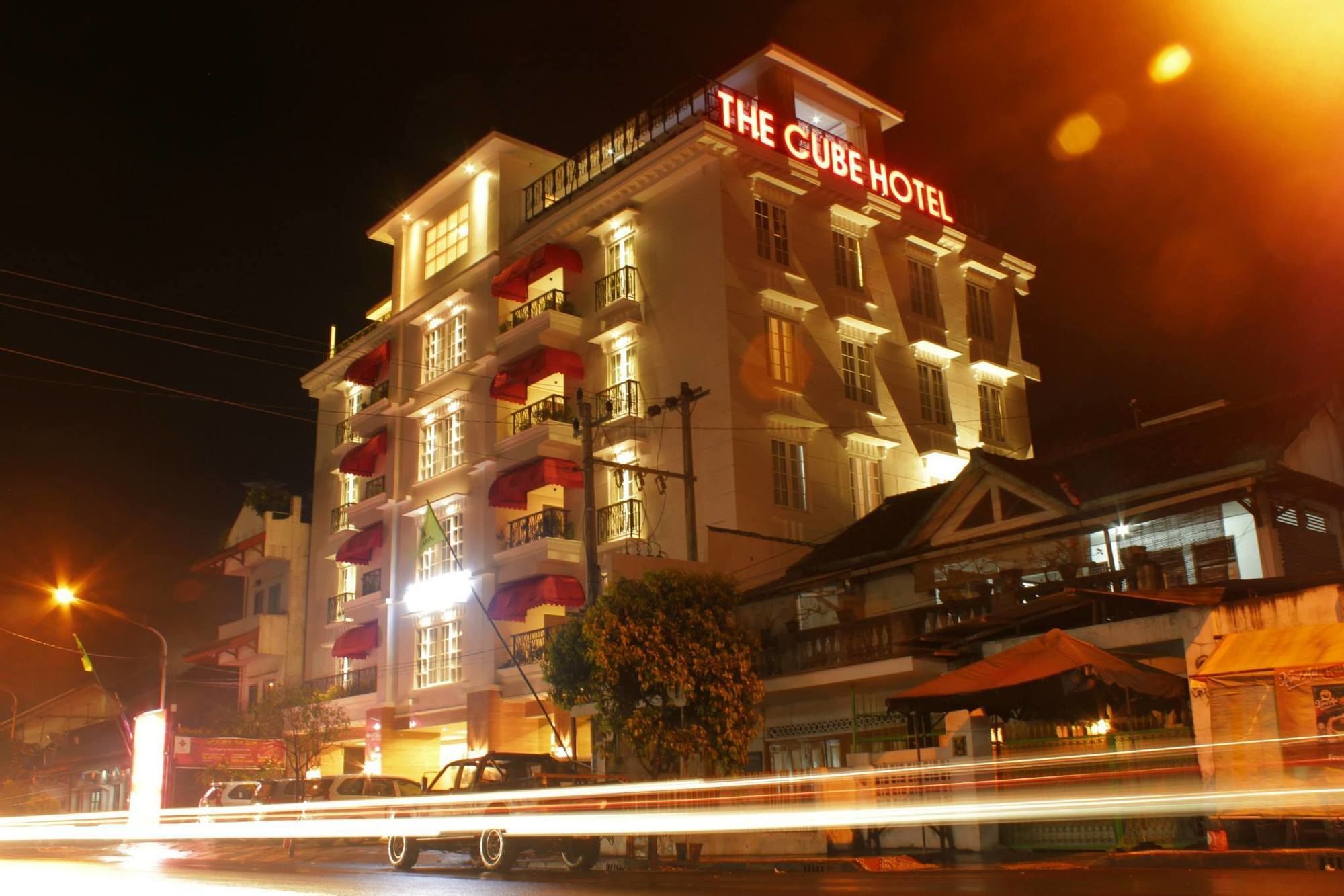 The Cube Hotel Malioboro, Azana Hotels Collection Yogyakarta Esterno foto